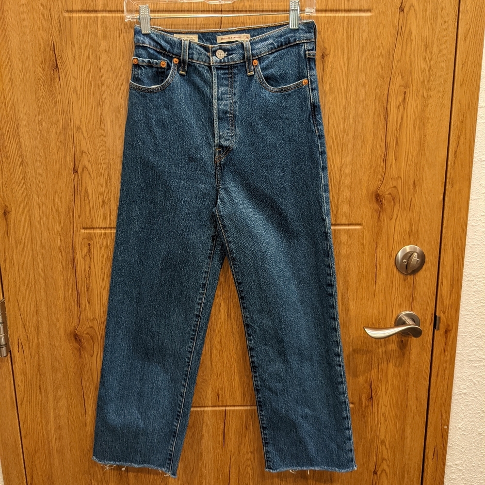 Levi's Ribcage Straight Ankle Jeans 26x27
